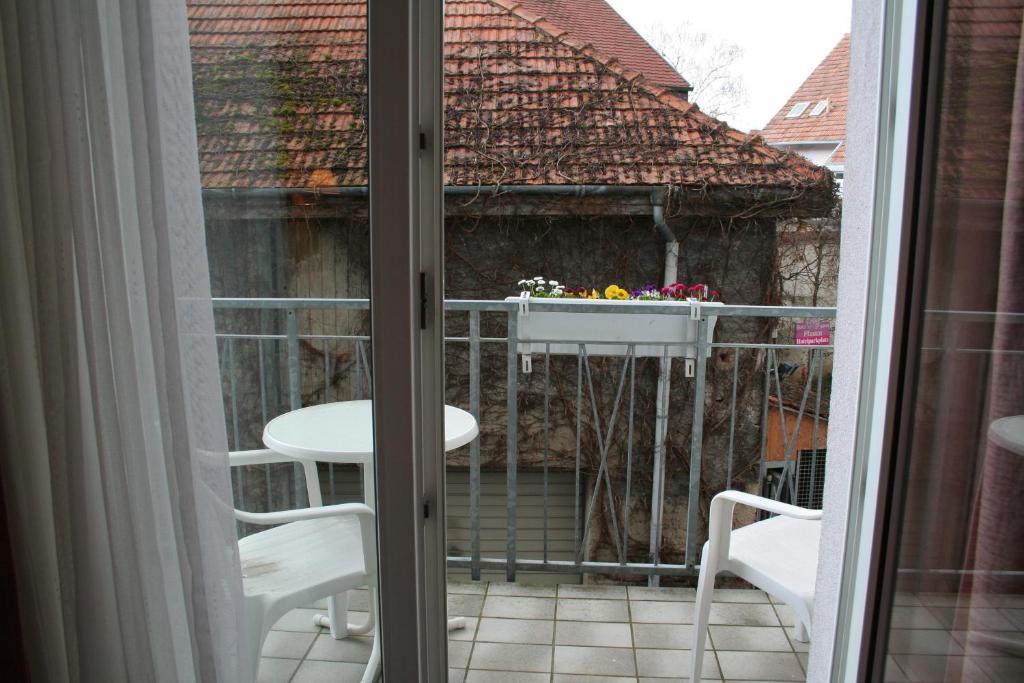 Tiptop Hotel Garni Pfauen Endingen am Kaiserstuhl Room photo